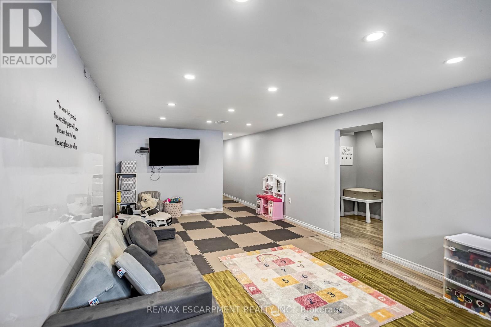 5 Carrington Court, Hamilton, Ontario  L9A 4N5 - Photo 28 - X12937218