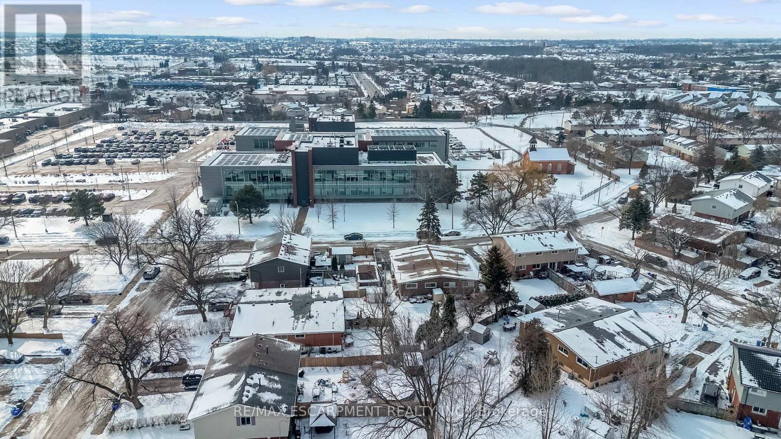 5 Carrington Court, Hamilton, Ontario  L9A 4N5 - Photo 43 - X12937218