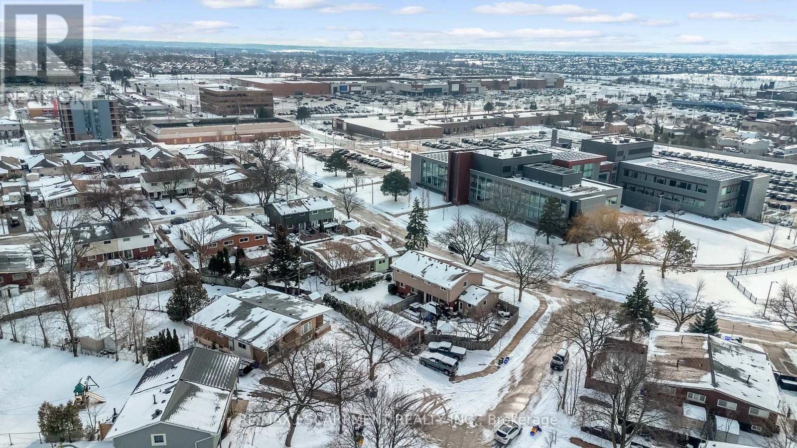 5 Carrington Court, Hamilton, Ontario  L9A 4N5 - Photo 44 - X12937218