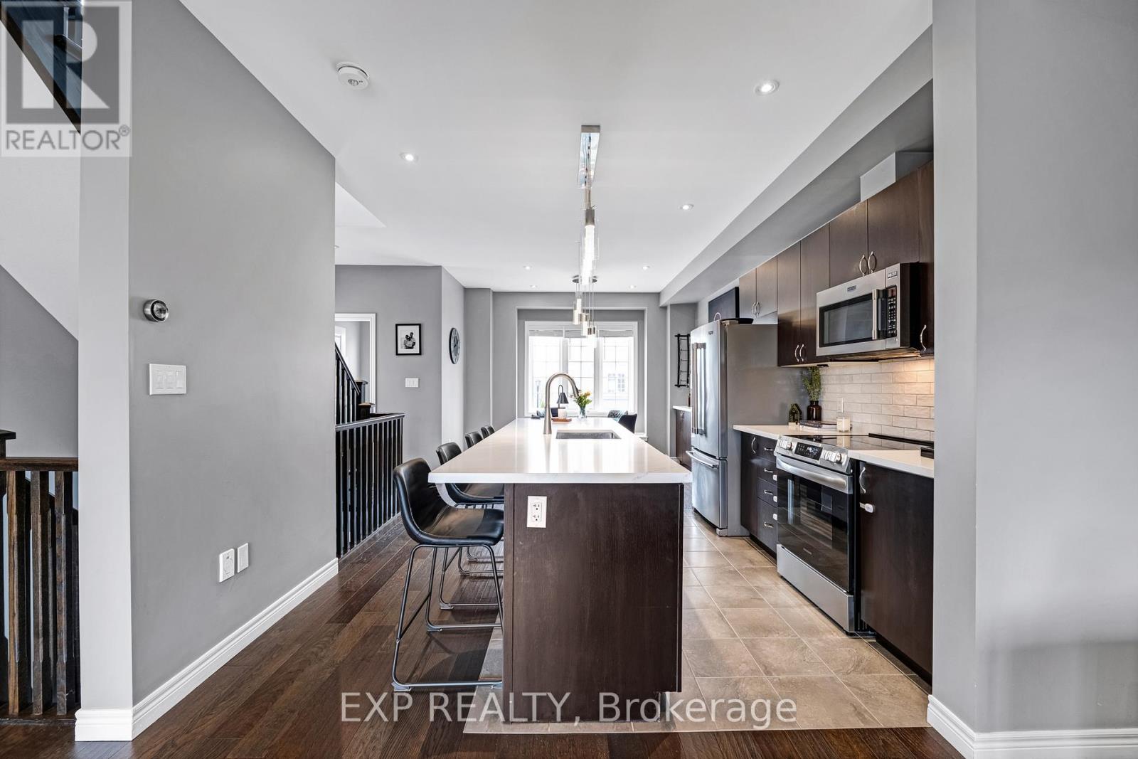 17 - 122 Dundas Street E, Hamilton, Ontario  L9H 7N3 - Photo 18 - X12935808