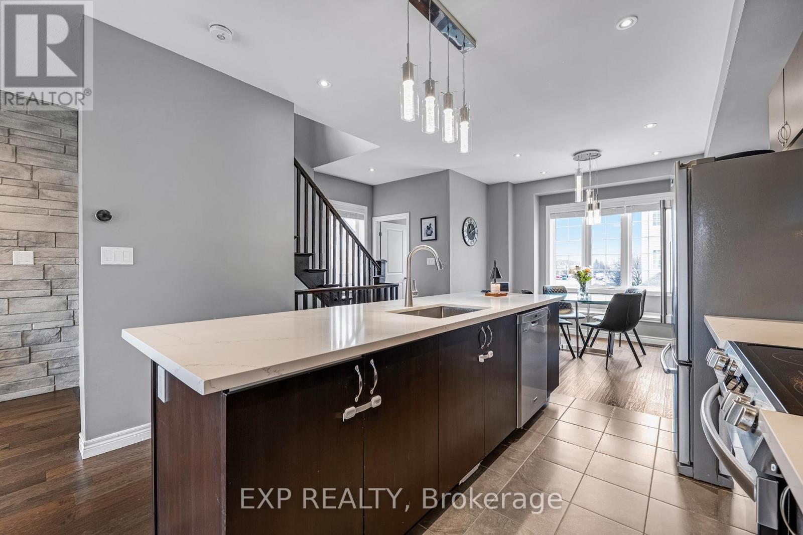 17 - 122 Dundas Street E, Hamilton, Ontario  L9H 7N3 - Photo 21 - X12935808