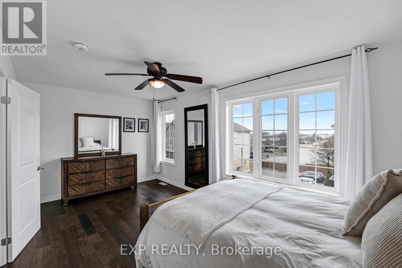 17 - 122 Dundas Street E, Hamilton, Ontario  L9H 7N3 - Photo 33 - X12935808