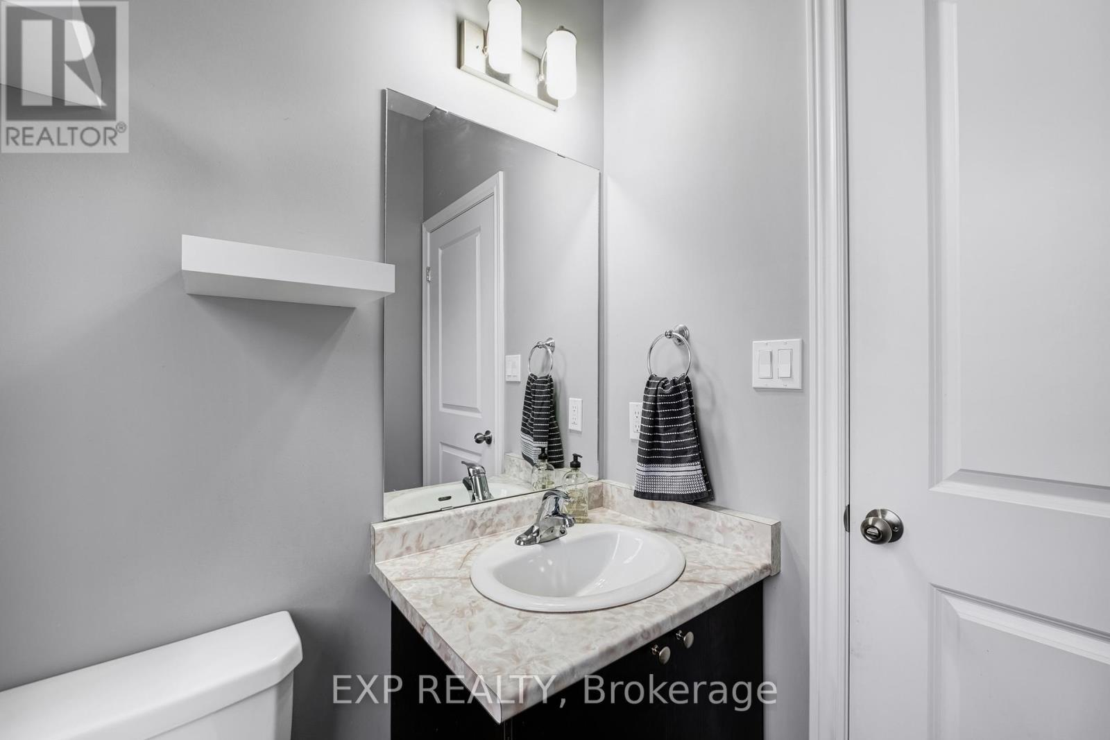 17 - 122 Dundas Street E, Hamilton, Ontario  L9H 7N3 - Photo 30 - X12935808