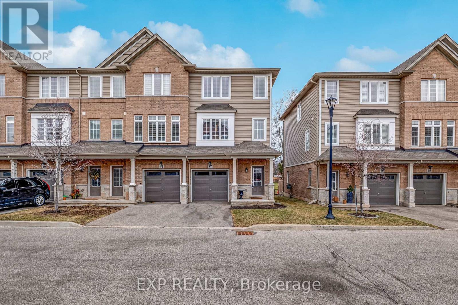 17 - 122 Dundas Street E, Hamilton, Ontario  L9H 7N3 - Photo 3 - X12935808