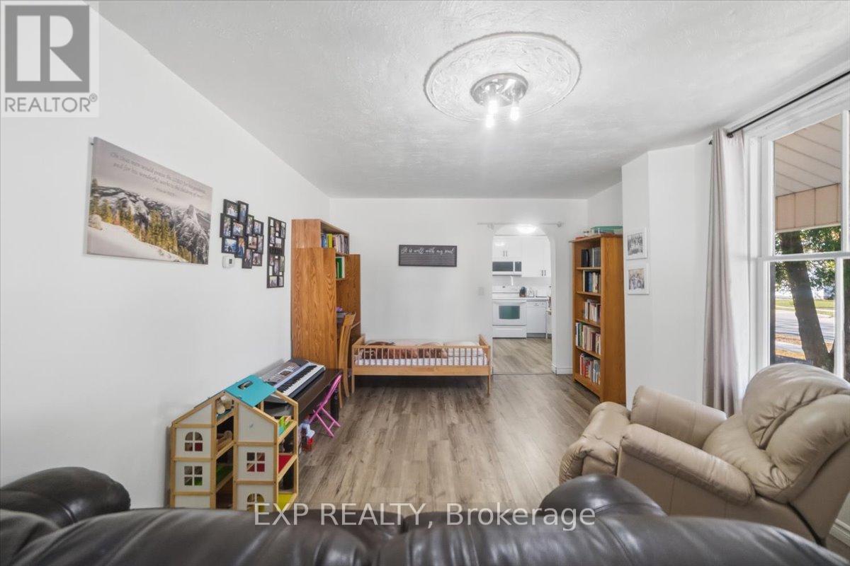 36 Cedar Street, Aylmer, Ontario  N5H 2E7 - Photo 24 - X12932008