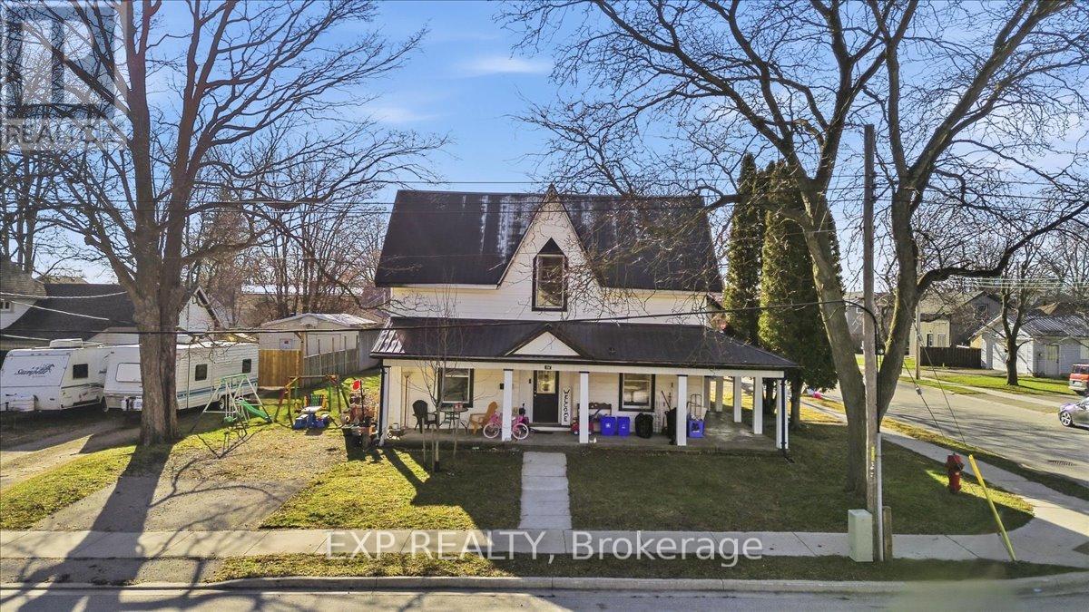 36 Cedar Street, Aylmer, Ontario  N5H 2E7 - Photo 3 - X12932008