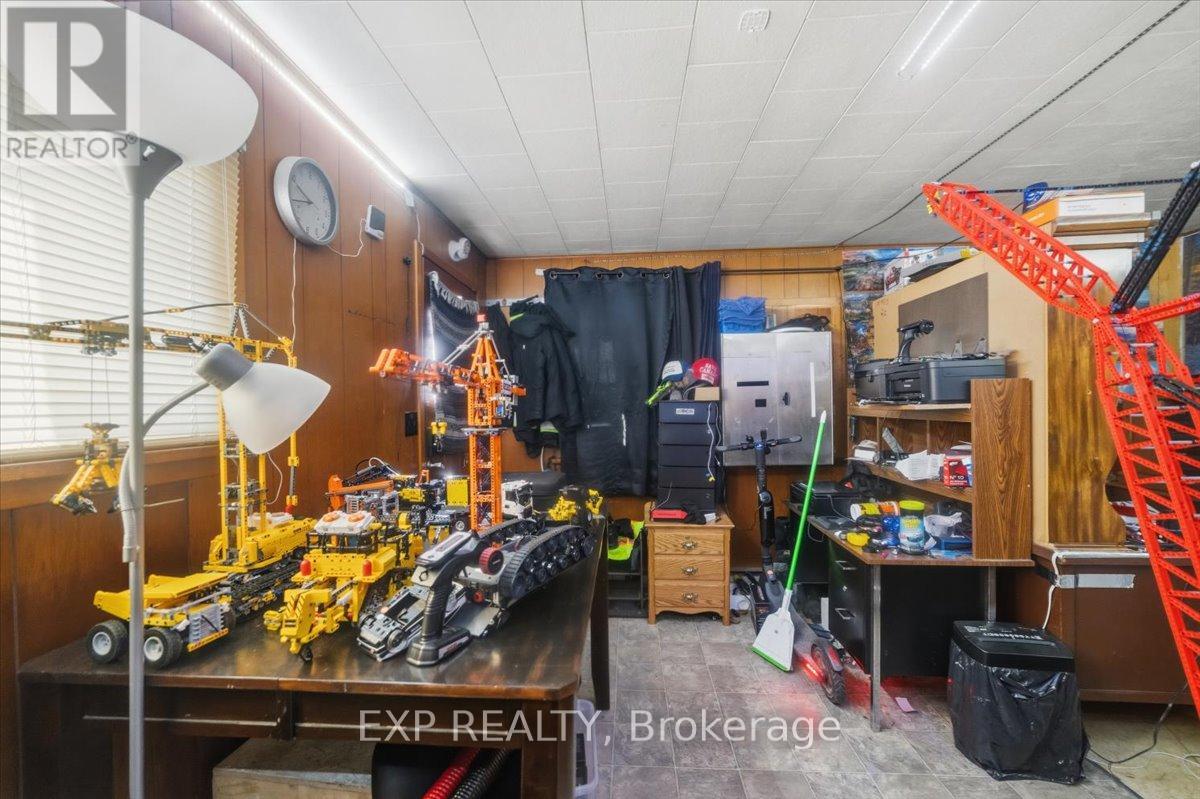 36 Cedar Street, Aylmer, Ontario  N5H 2E7 - Photo 7 - X12932008