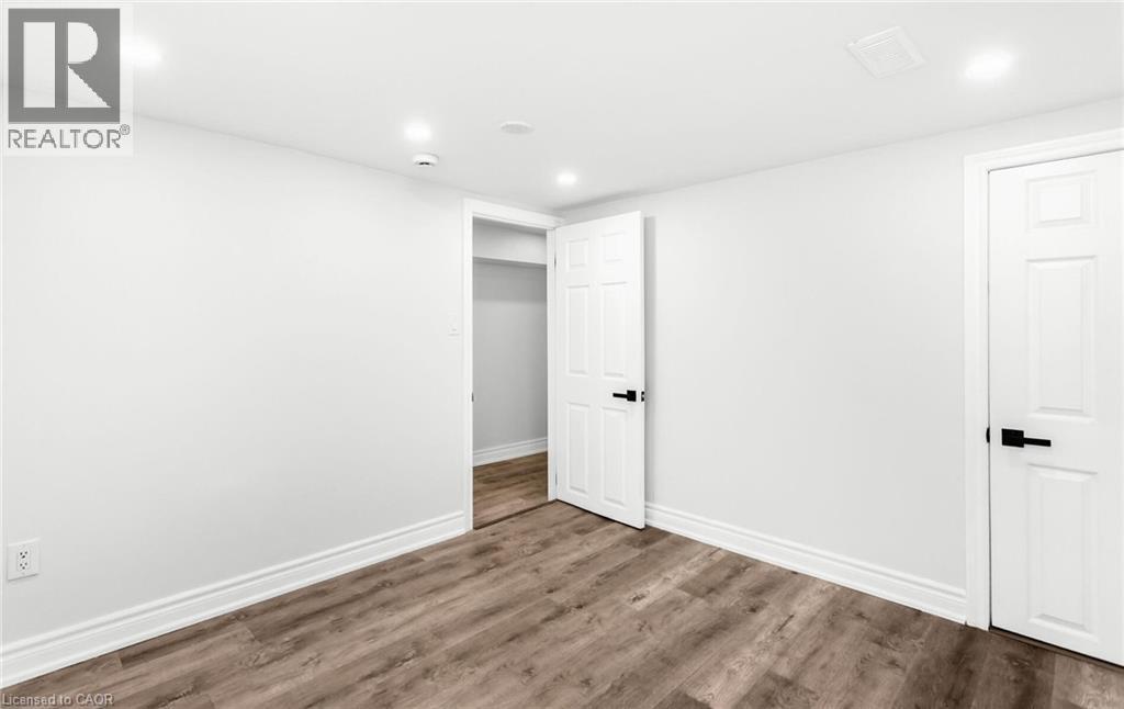 313 Ashbury Road Unit# Lower, Oakville, Ontario  L6K 2M2 - Photo 15 - 40816309