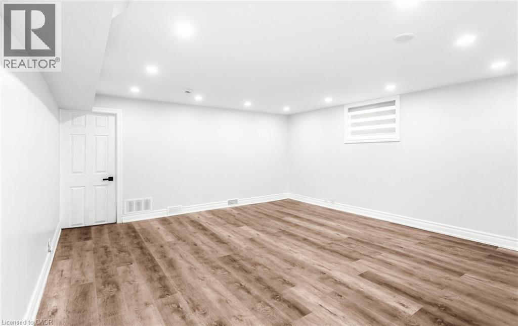 313 Ashbury Road Unit# Lower, Oakville, Ontario  L6K 2M2 - Photo 5 - 40816309