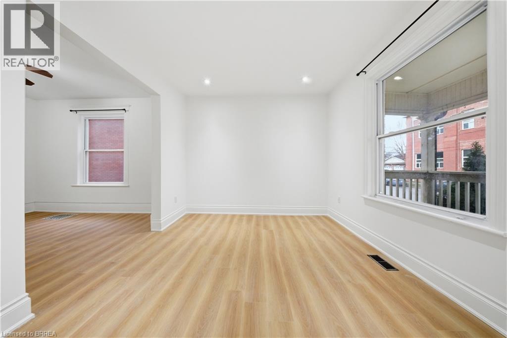 135 Marlborough Street, Brantford, Ontario  N3S 4S7 - Photo 9 - 40814161