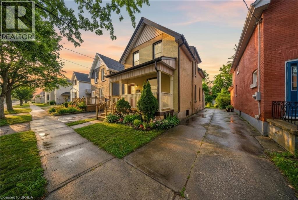 135 MARLBOROUGH Street, Brantford, Ontario