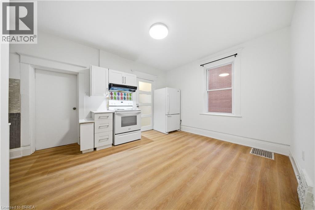 135 Marlborough Street, Brantford, Ontario  N3S 4S7 - Photo 13 - 40814161