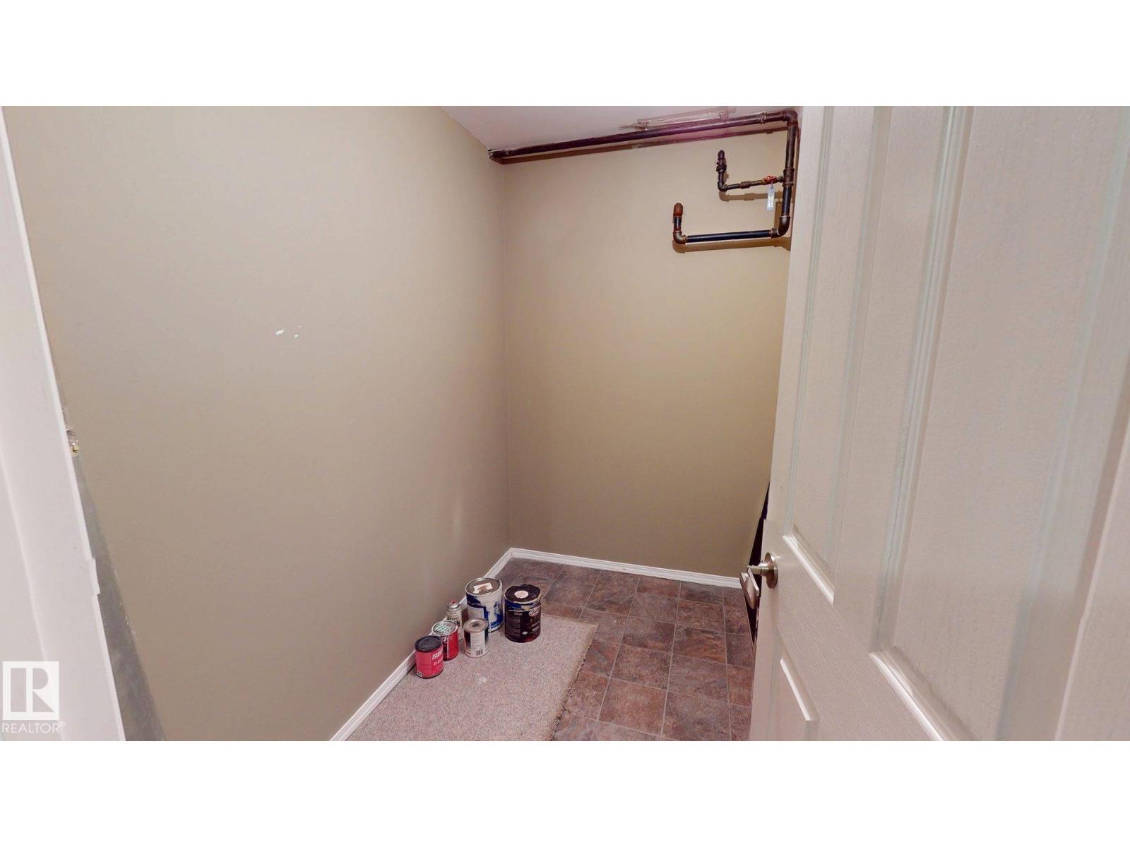 363 Richfield Rd Nw, Edmonton, Alberta  T6K 0K7 - Photo 29 - E4479486