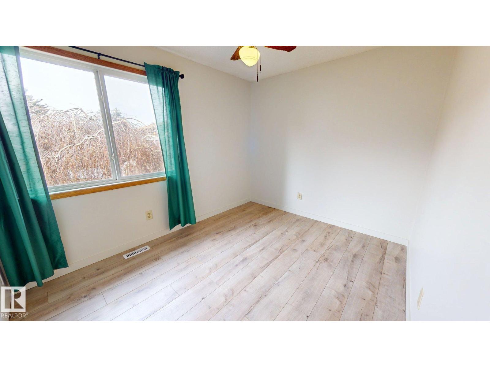 363 Richfield Rd Nw, Edmonton, Alberta  T6K 0K7 - Photo 17 - E4479486