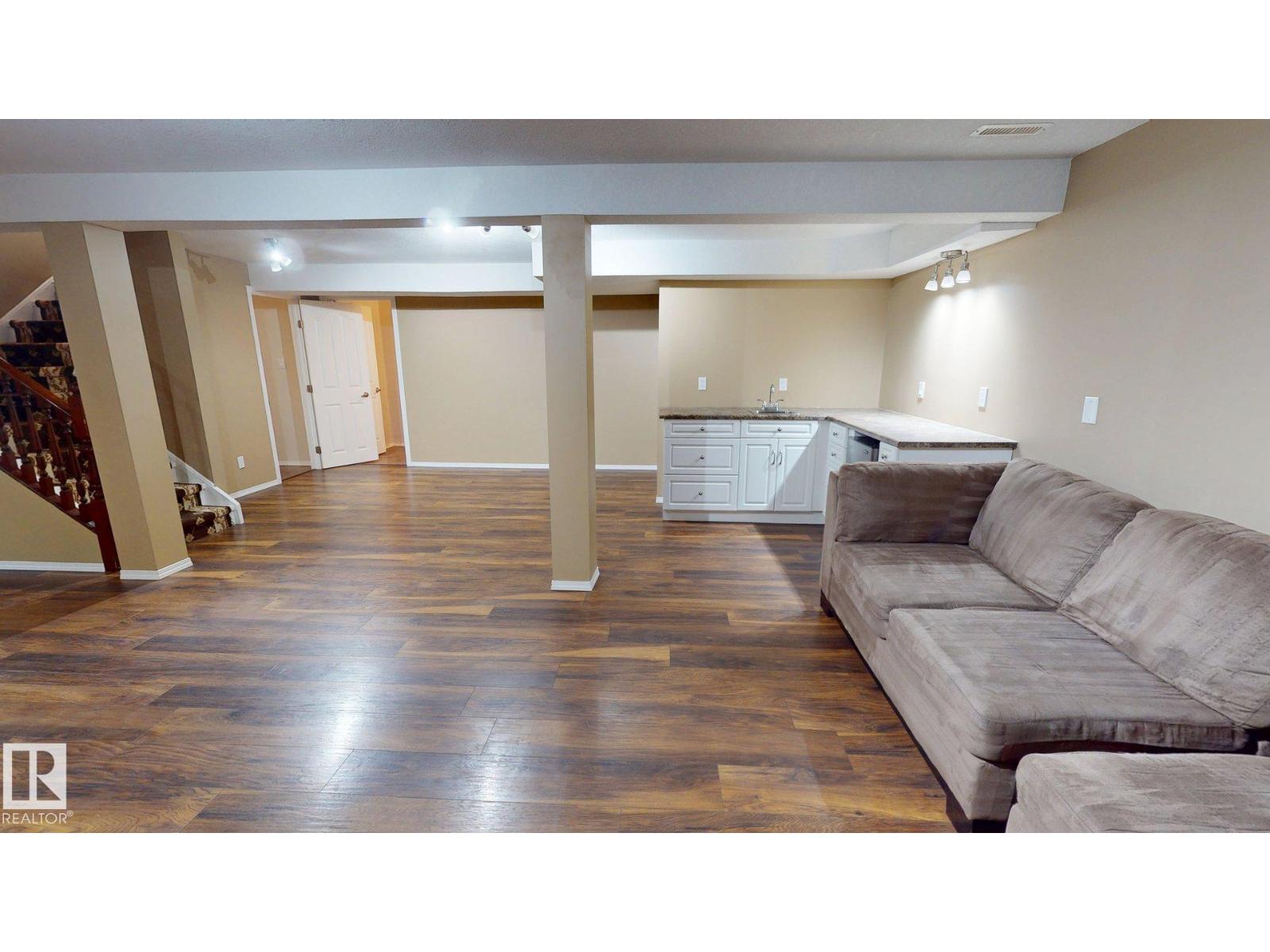 363 Richfield Rd Nw, Edmonton, Alberta  T6K 0K7 - Photo 20 - E4479486