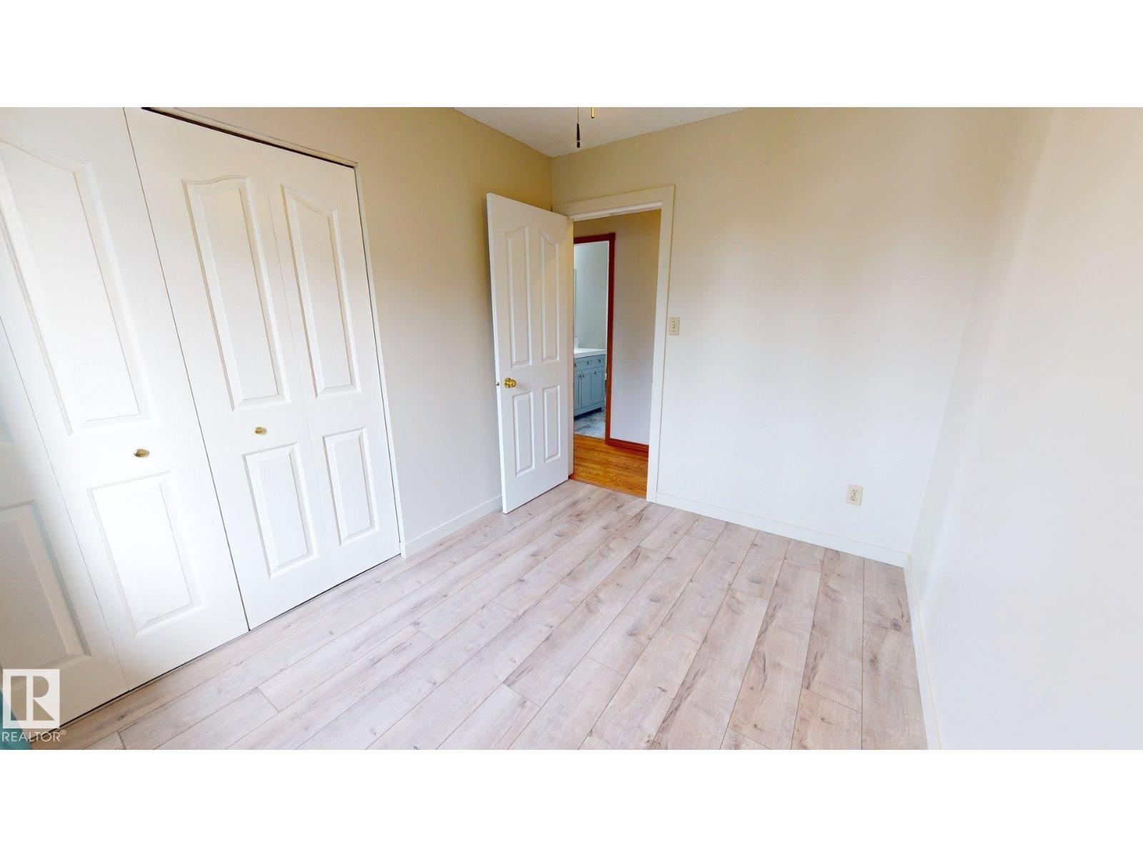 363 Richfield Rd Nw, Edmonton, Alberta  T6K 0K7 - Photo 12 - E4479486