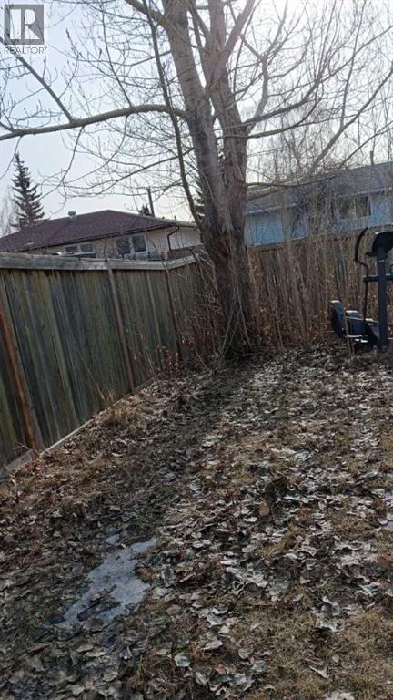 649 Pineland Road NE, Calgary, Alberta  T1Y 3L5 - Photo 24 - A2283667