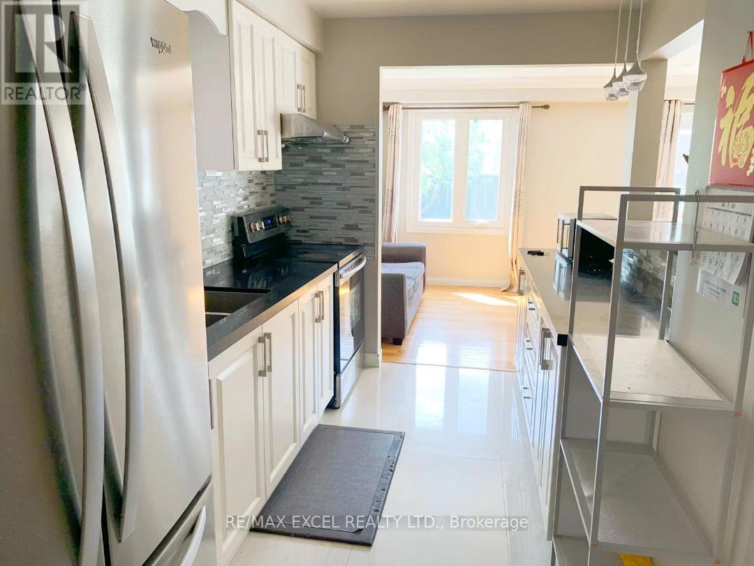 31 Enchanted Hills Crescent, Toronto, Ontario  M1V 3N9 - Photo 10 - E12831086