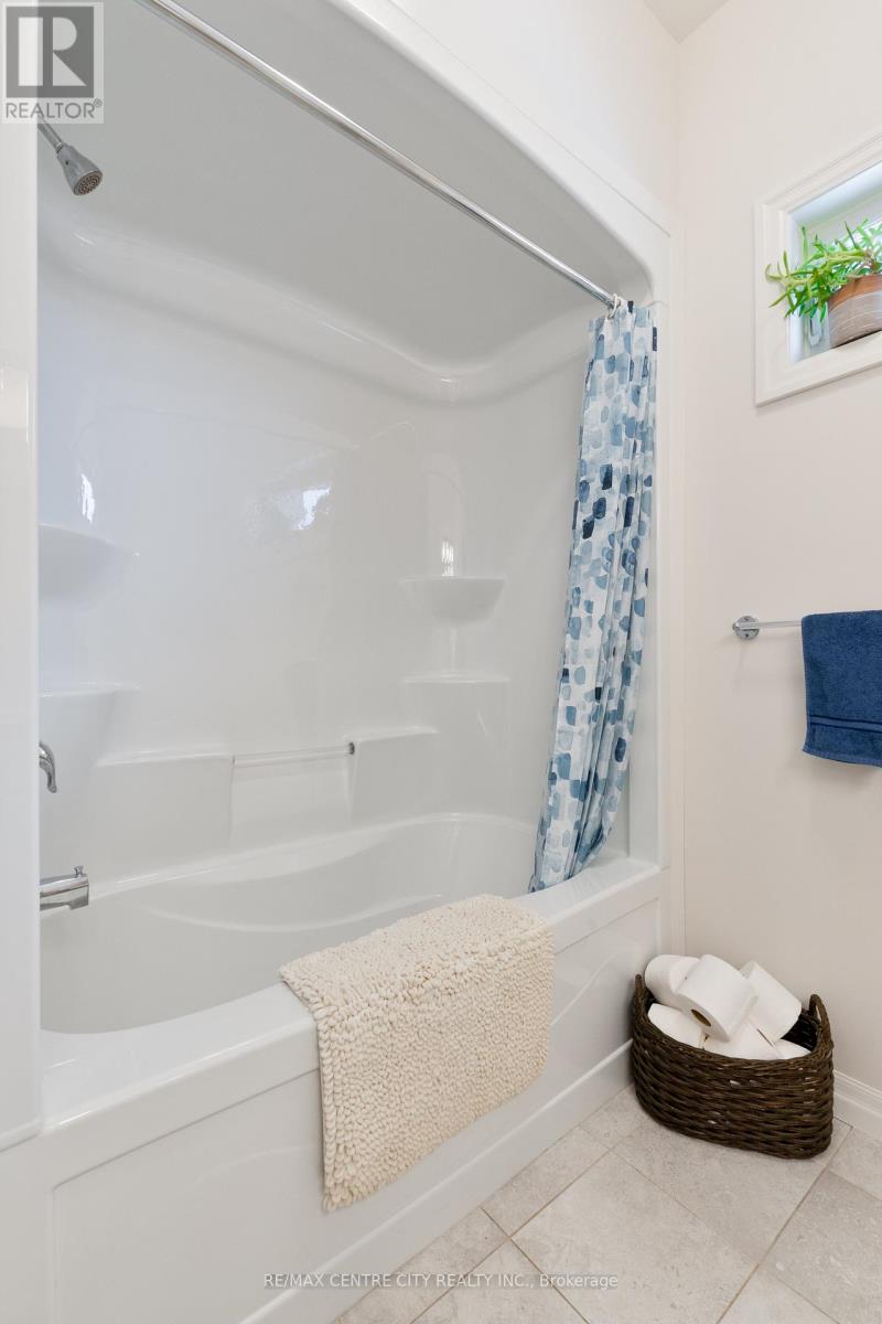 24 Renaissance Drive, St. Thomas, Ontario  N5R 0J9 - Photo 28 - X12777814