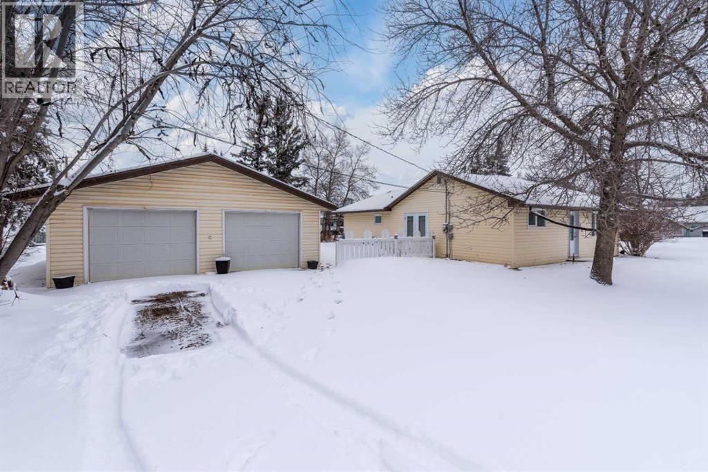 202, 1st Street West, Lashburn, Saskatchewan  S0M 1H0 - Photo 2 - A2297576