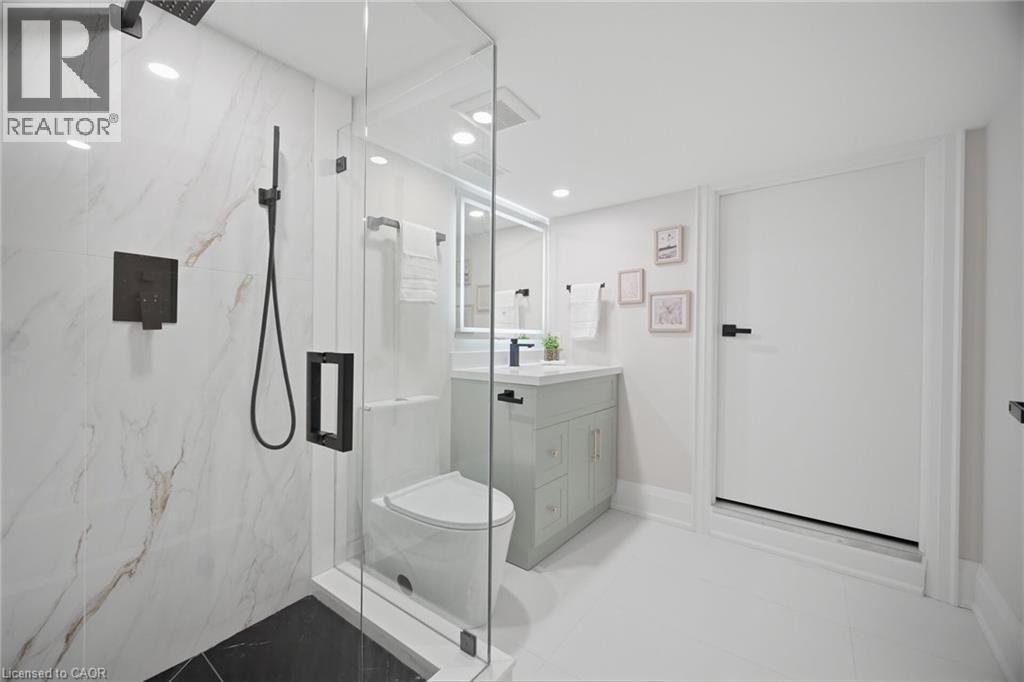 241 Maria Street, Toronto, Ontario  M6P 1W6 - Photo 24 - 40816064