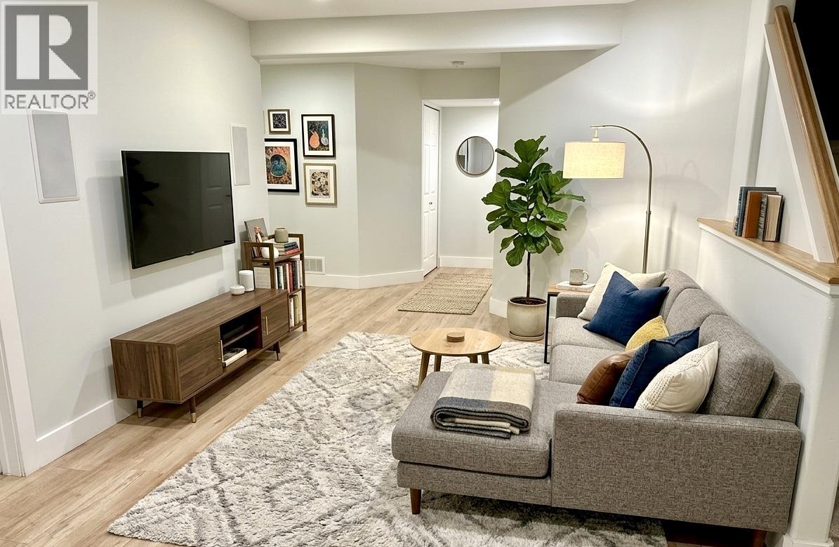 816 Citadel Drive, Port Coquitlam, British Columbia  V3C 6B1 - Photo 37 - R3081497