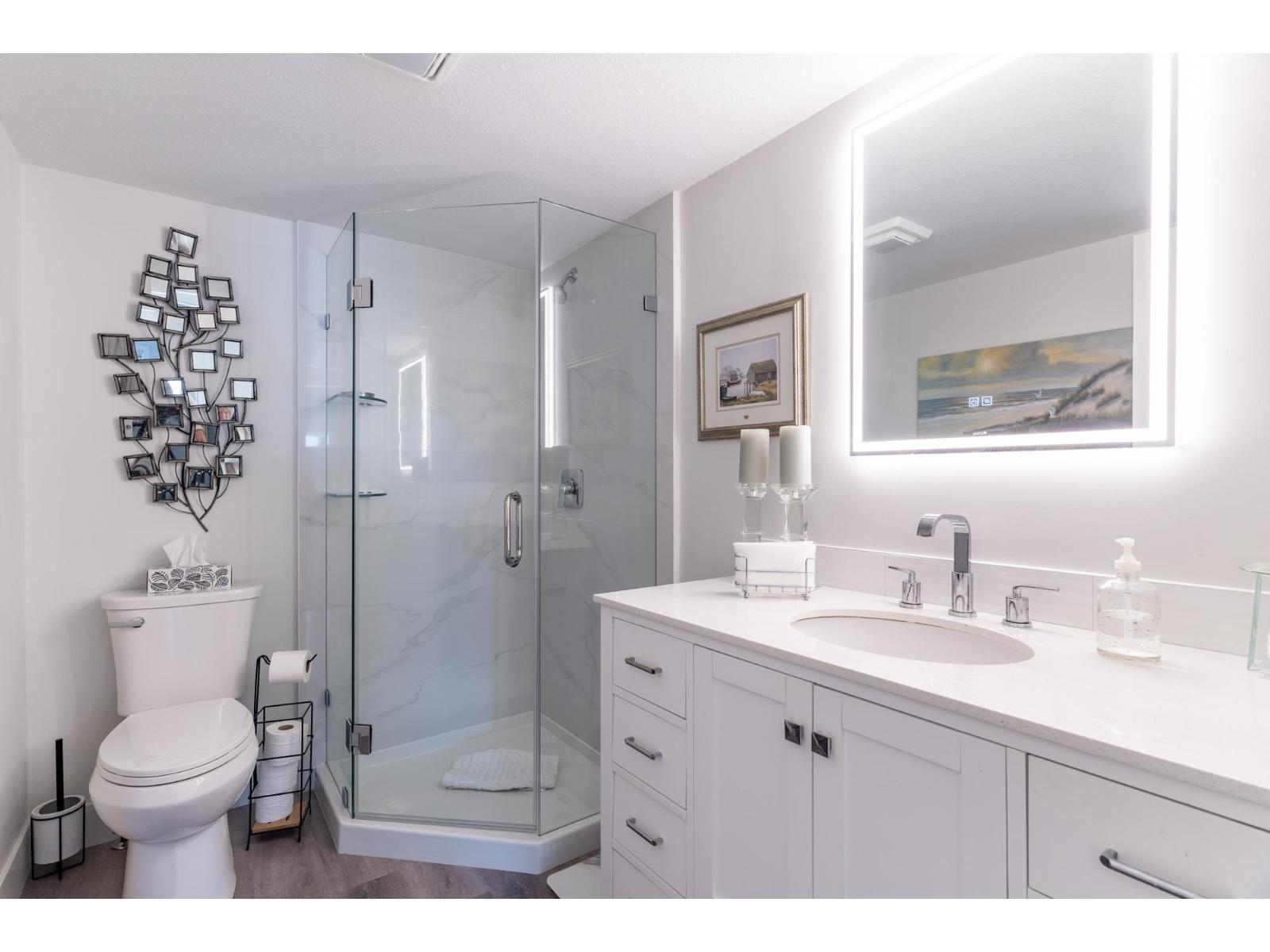 Listing Picture 24 of 40 : 501 1225 MERKLIN STREET, White Rock - 魯藝地產 Yvonne Lu Group - MLS Medallion Club Member