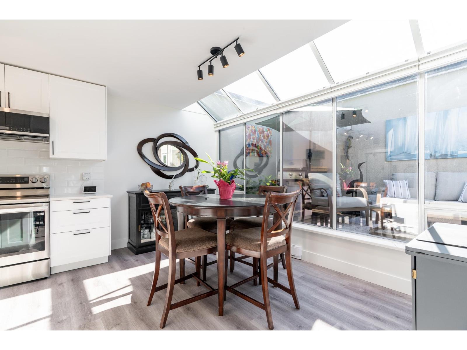 Listing Picture 9 of 40 : 501 1225 MERKLIN STREET, White Rock - 魯藝地產 Yvonne Lu Group - MLS Medallion Club Member