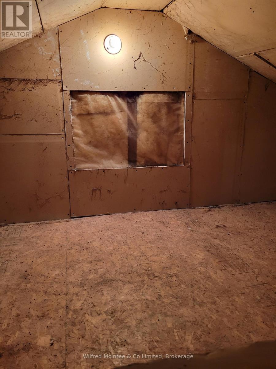 444 Chepstow Road, Brockton, Ontario  N0G 1K0 - Photo 22 - X12937256