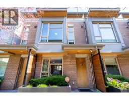 <div class="price">$1,588,000</div> 5518 Oak Street, Vancouver<br><div style="margin-bottom:8px;"><small>Sutton Group - Vancouver First Realty</small></div><div class='bed_bath'>3 Bed | 4 Bath</div>