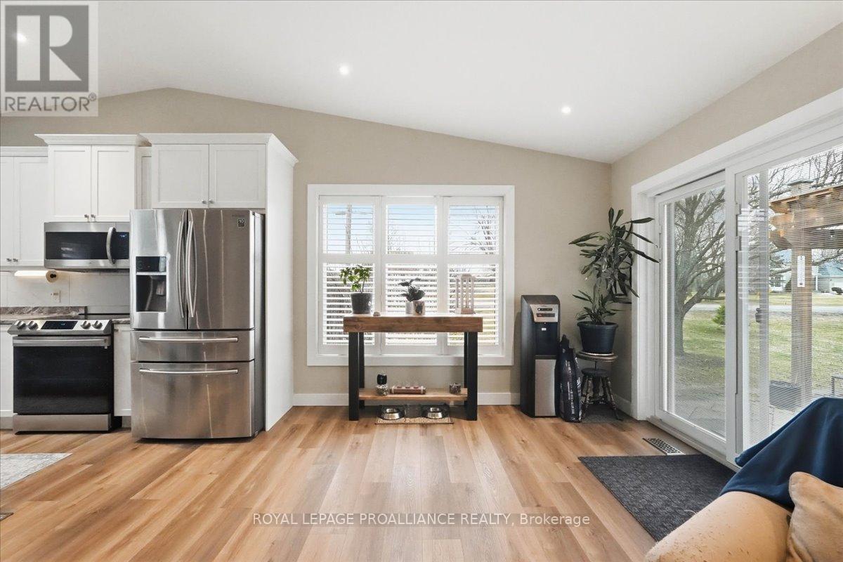 300 Farnham Road, Belleville, Ontario  K8N 0P1 - Photo 14 - X12937286