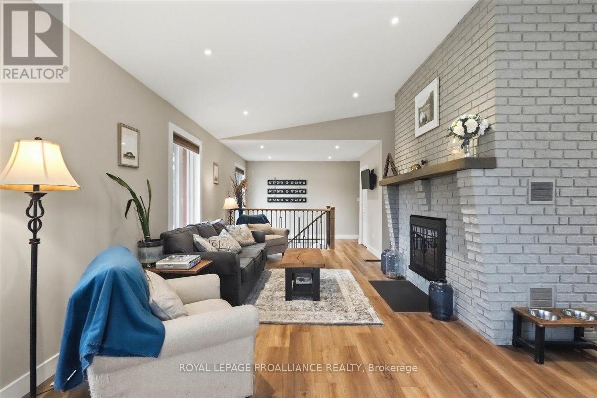 300 Farnham Road, Belleville, Ontario  K8N 0P1 - Photo 15 - X12937286