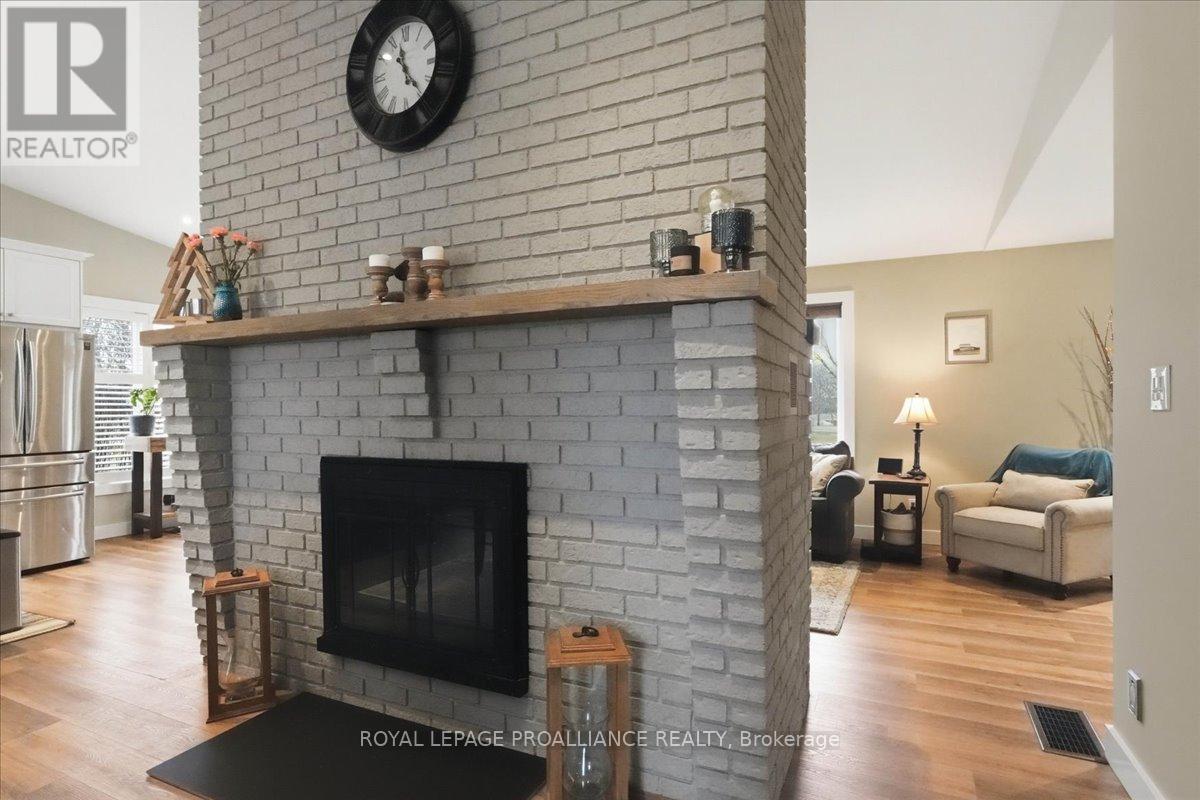 300 Farnham Road, Belleville, Ontario  K8N 0P1 - Photo 17 - X12937286