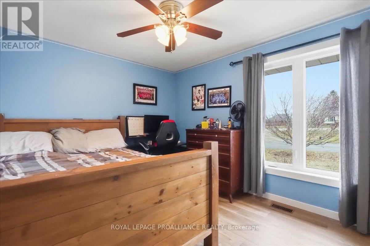 300 Farnham Road, Belleville, Ontario  K8N 0P1 - Photo 23 - X12937286