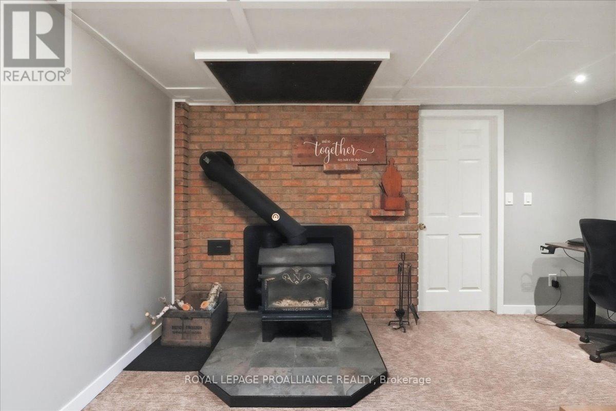 300 Farnham Road, Belleville, Ontario  K8N 0P1 - Photo 27 - X12937286