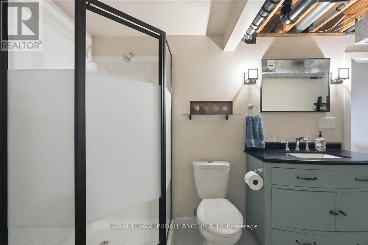 300 Farnham Road, Belleville, Ontario  K8N 0P1 - Photo 36 - X12937286