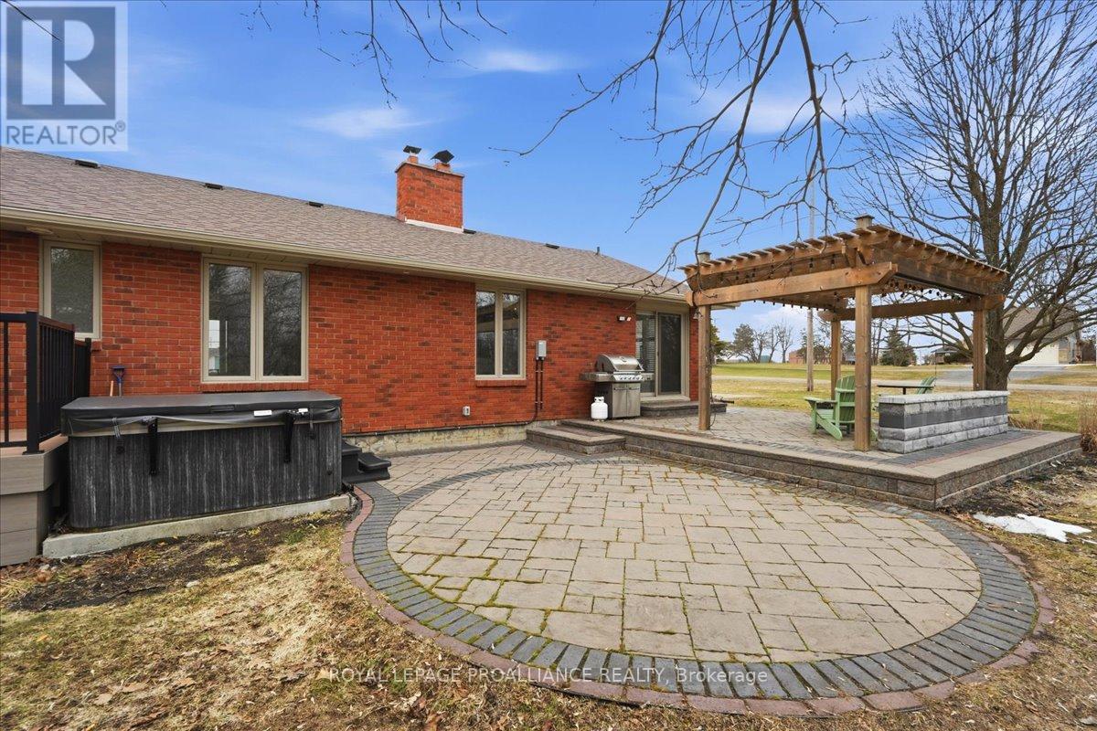 300 Farnham Road, Belleville, Ontario  K8N 0P1 - Photo 40 - X12937286