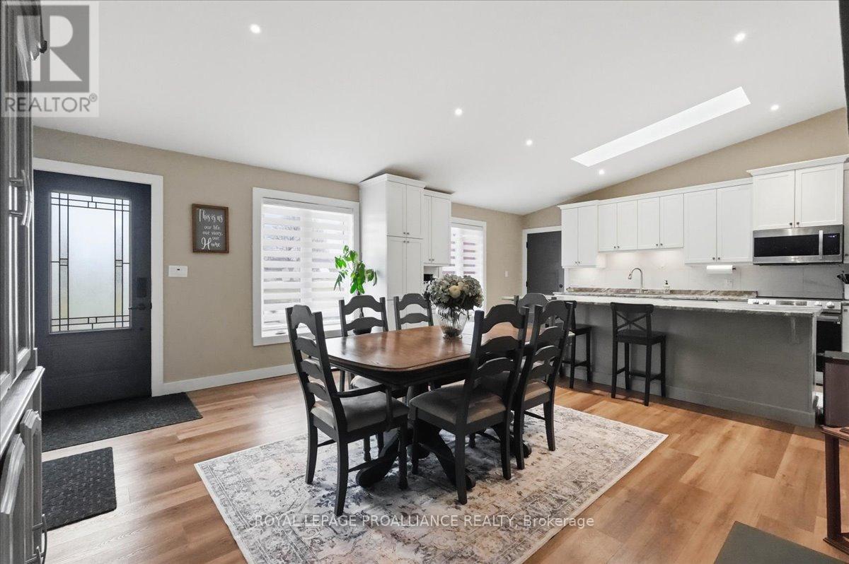 300 Farnham Road, Belleville, Ontario  K8N 0P1 - Photo 6 - X12937286