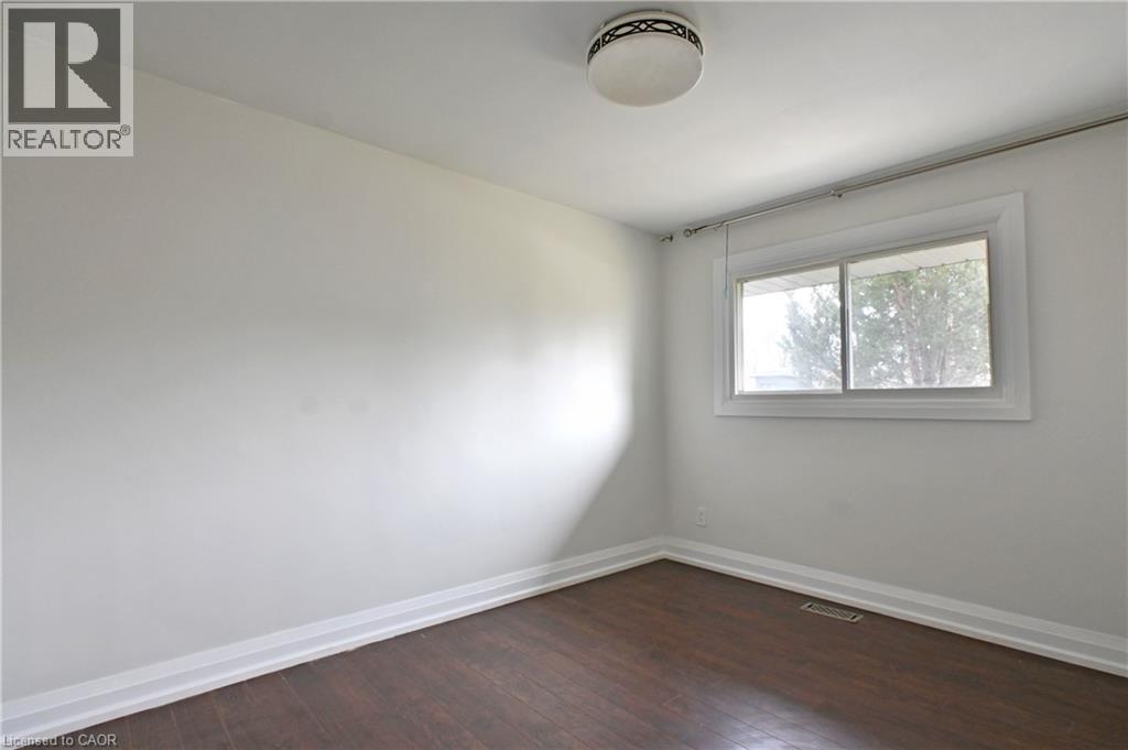 2313 Fassel Avenue, Burlington, Ontario  L7R 3P4 - Photo 12 - 40816246