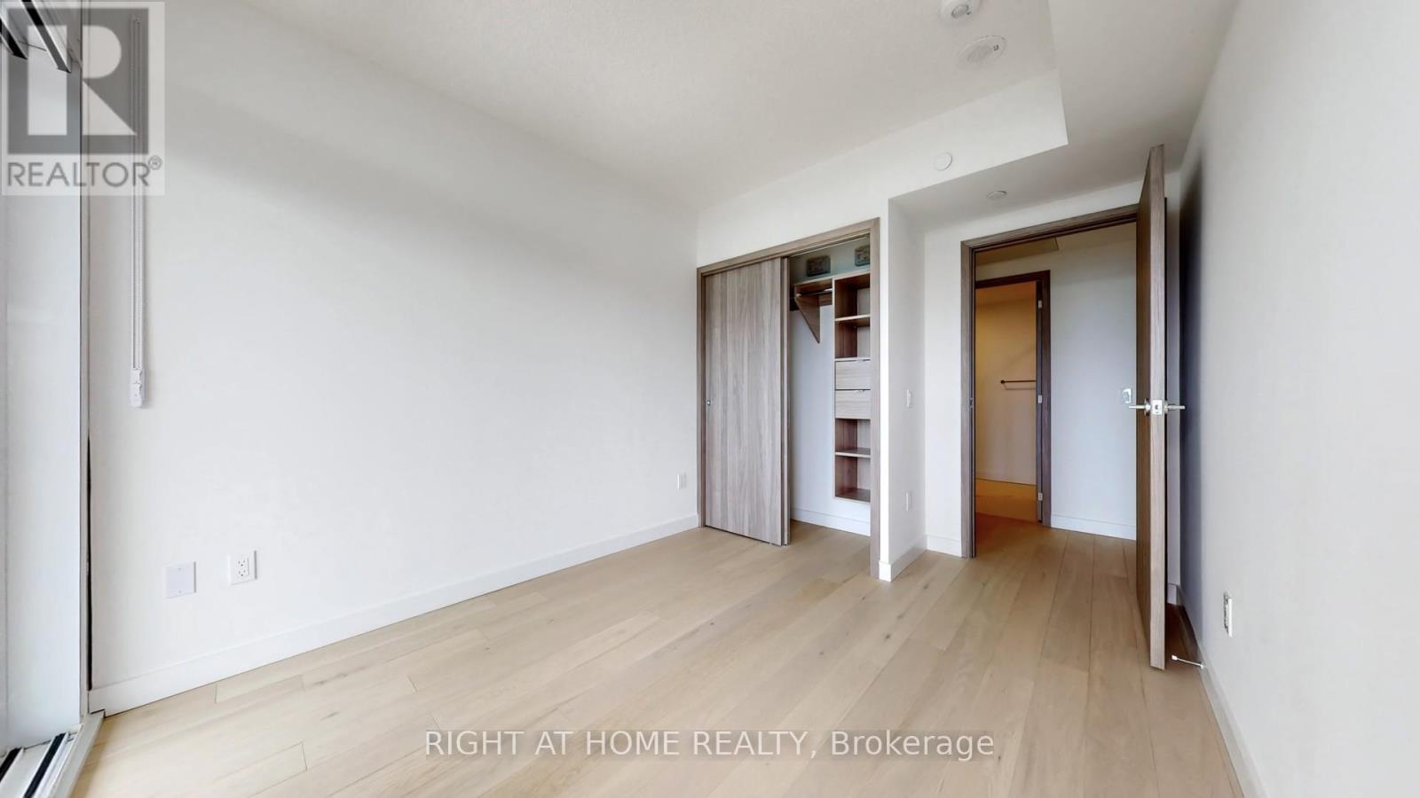 7706 - 3 Concord City Place Way, Toronto, Ontario  M5V 0X4 - Photo 24 - C12937258