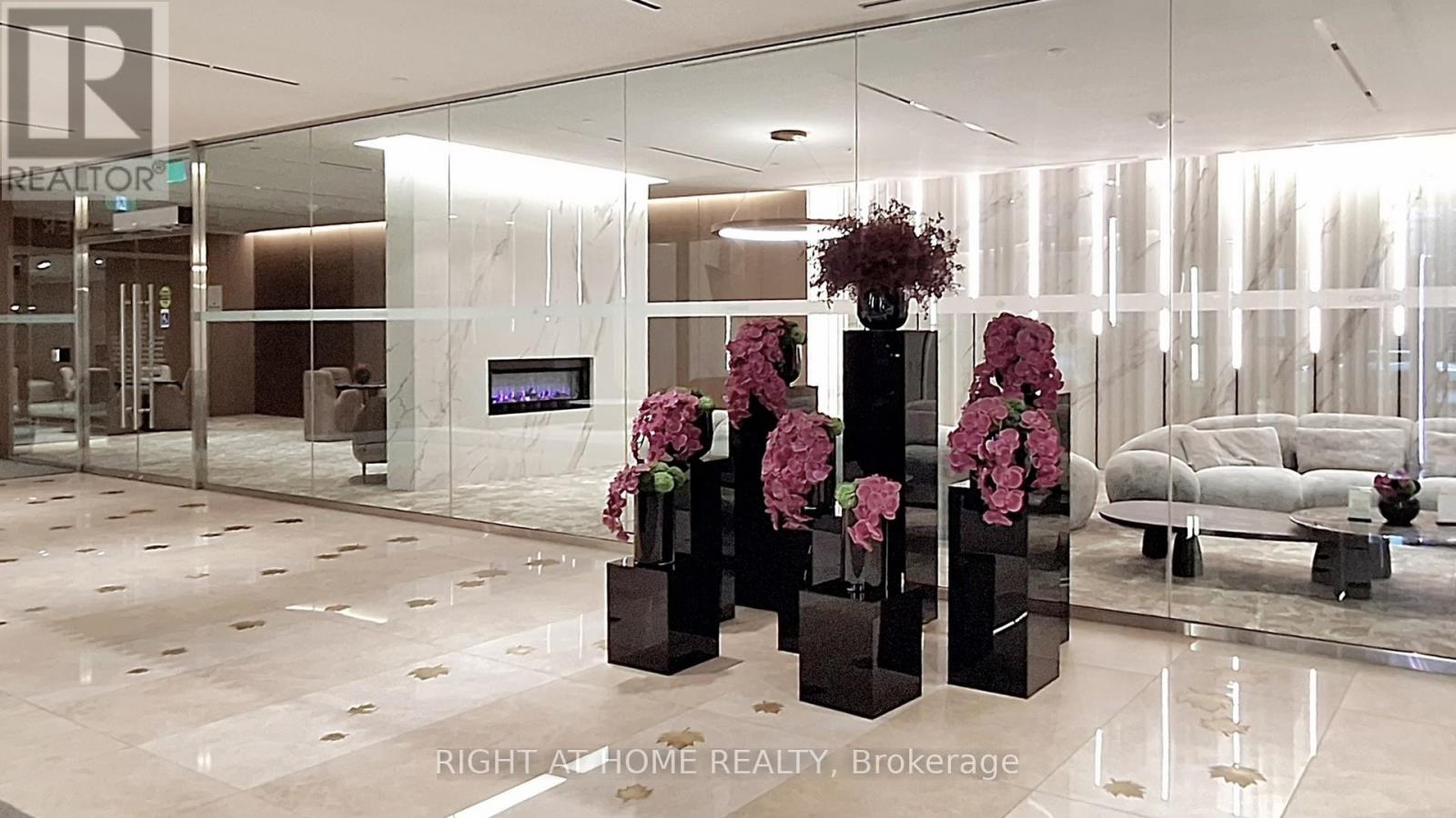 7706 - 3 Concord City Place Way, Toronto, Ontario  M5V 0X4 - Photo 7 - C12937258