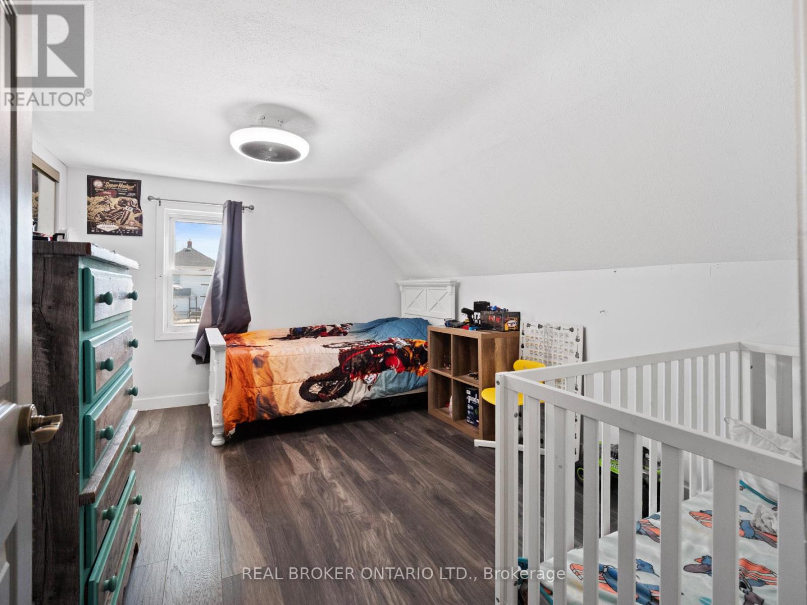 18 Patricia Avenue, Welland, Ontario  L3C 1E8 - Photo 14 - X12937248