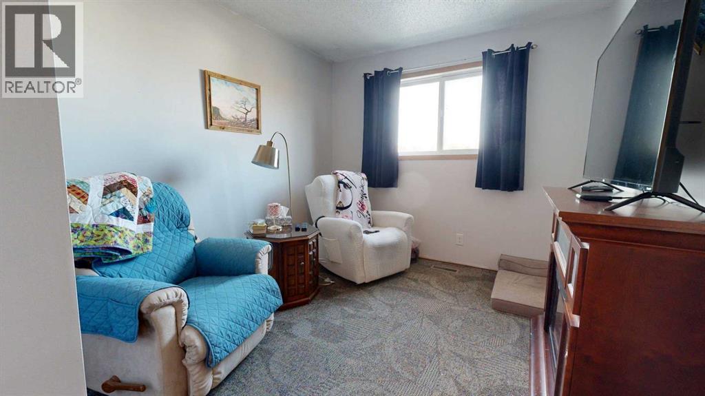 320 Leaside Avenue S, Lethbridge, Alberta  T1J 4J2 - Photo 14 - A2290688