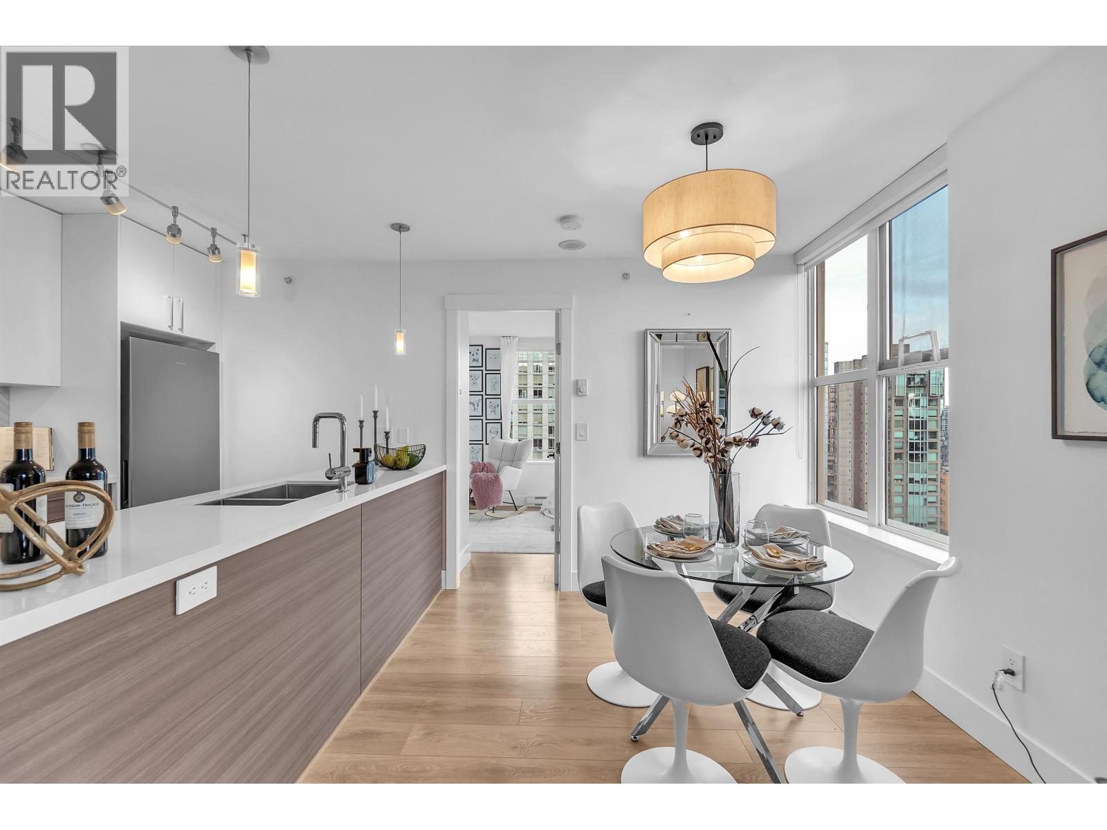 2504 969 Richards Street, Vancouver, British Columbia  V6B 1A8 - Photo 13 - R3104845