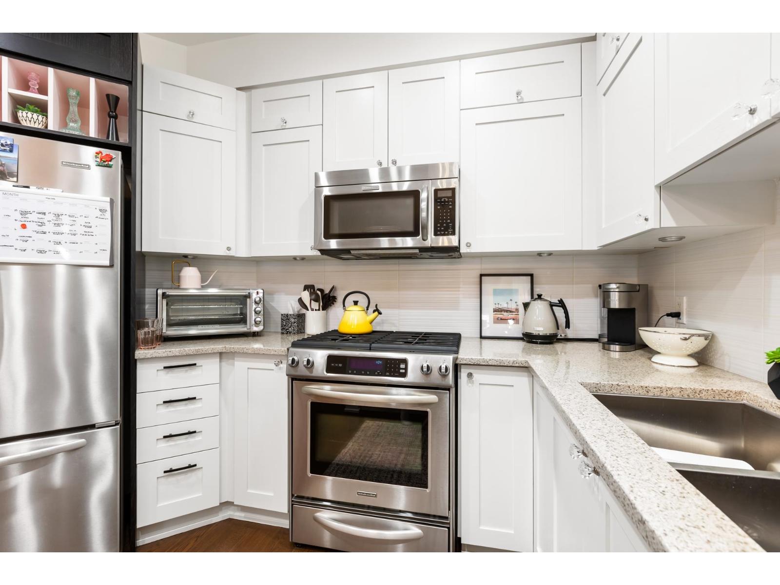 201 15195 36 Avenue, Surrey, British Columbia V3Z 4R3 - Photo 7 - R3105012