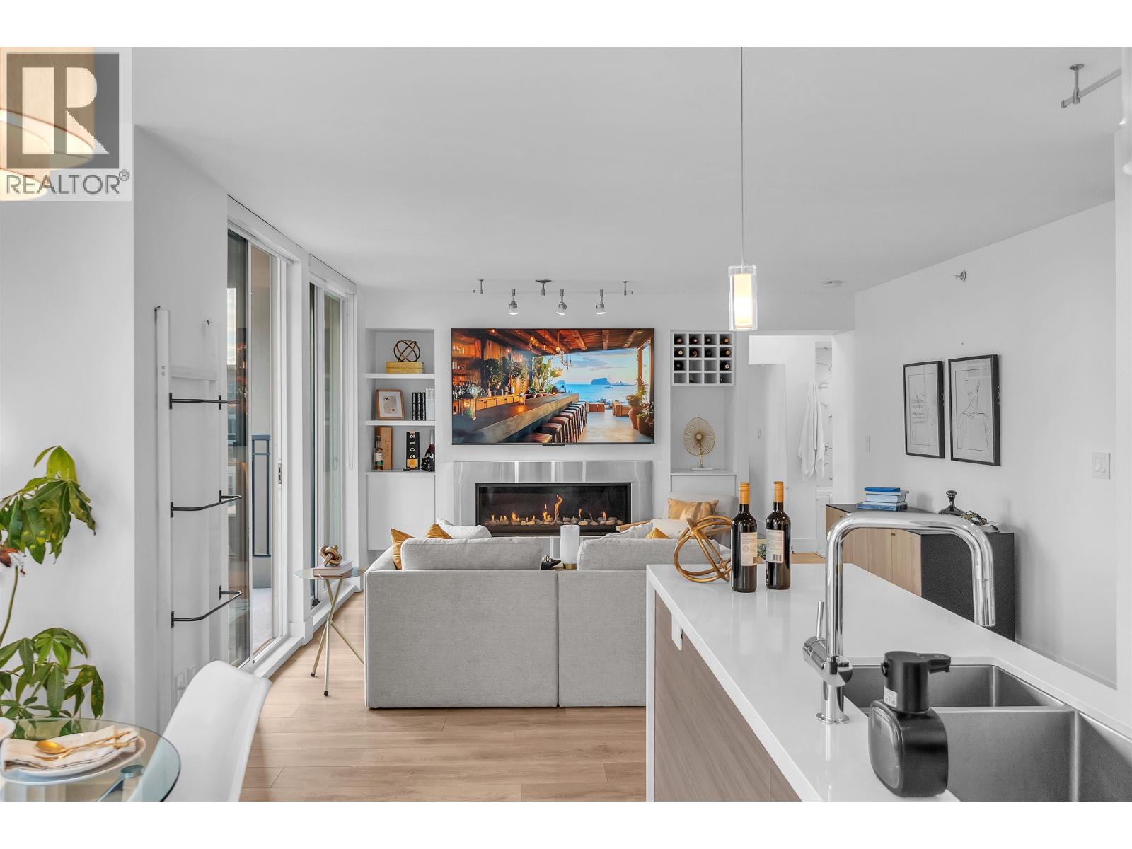 2504 969 Richards Street, Vancouver, British Columbia  V6B 1A8 - Photo 8 - R3104845