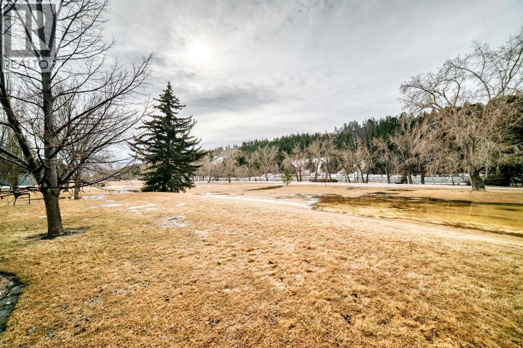 340 Point Mckay Gardens NW, Calgary, Alberta  T3B 4V8 - Photo 36 - A2293763