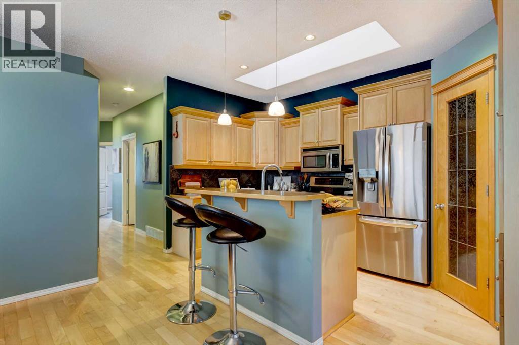 27 Elgin Drive Se, Calgary, Alberta  T2Z 3Y7 - Photo 10 - A2294114