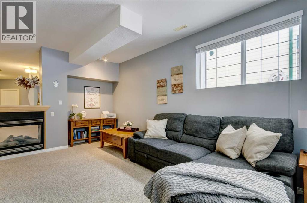 27 Elgin Drive Se, Calgary, Alberta  T2Z 3Y7 - Photo 24 - A2294114