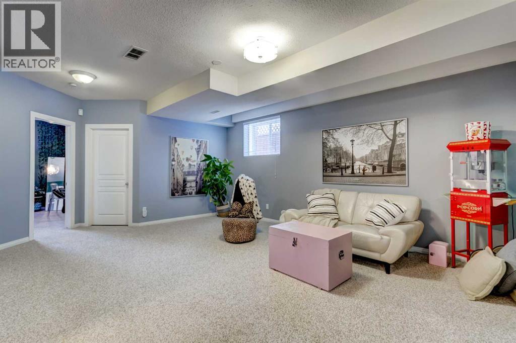 27 Elgin Drive Se, Calgary, Alberta  T2Z 3Y7 - Photo 25 - A2294114